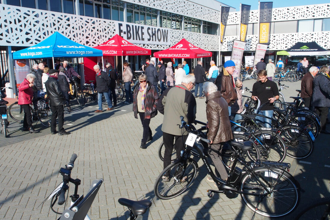 Elektrische fietsen uit binnen- en buitenland op show in Home Center