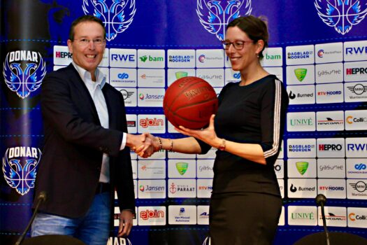 Kinderen juichen samenwerking SKSG en Donar toe