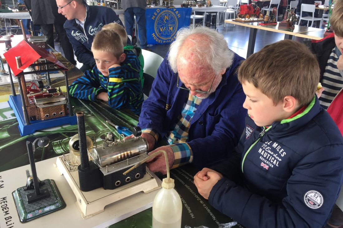 Stoommachinemuseum Medemblik en het Woudagemaal organiseren het STOOMLAB!