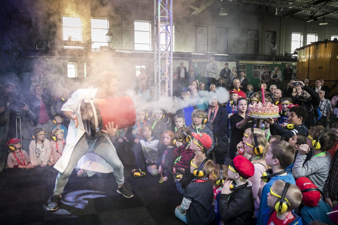 De Harmonie bruist en knalt tijdens Oerknal Festival