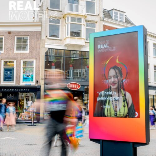 Bezoekers Pride Groningen worden rolmodel in ‘Role Real Models’-campagne Vodafone