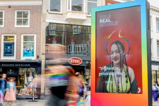 Bezoekers Pride Groningen worden rolmodel in ‘Role Real Models’-campagne Vodafone