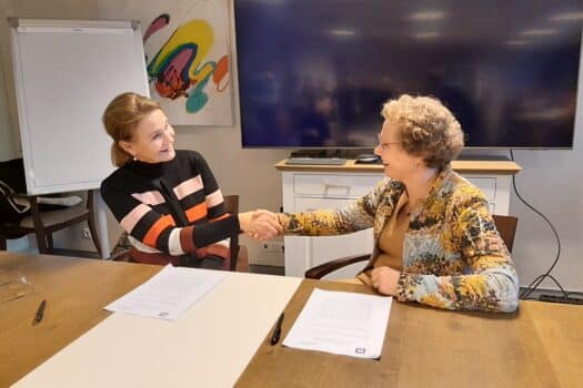 ZuidOostZorg en Hanzehogeschool Groningen slaan handen ineen voor ouderenzorg
