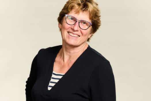 NOM-directeur Dina Boonstra gaat in gesprek met Emmense ondernemers