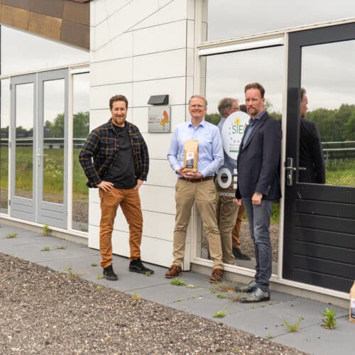 Solar Innovation and Experience Center ontvangt gasten met duurzaam Drents bakkie