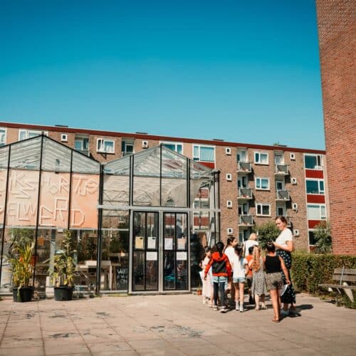Volkshortus Selwerd verwelkomt 500ste leerling voor uniek educatieproject Kunstpunt Groningen