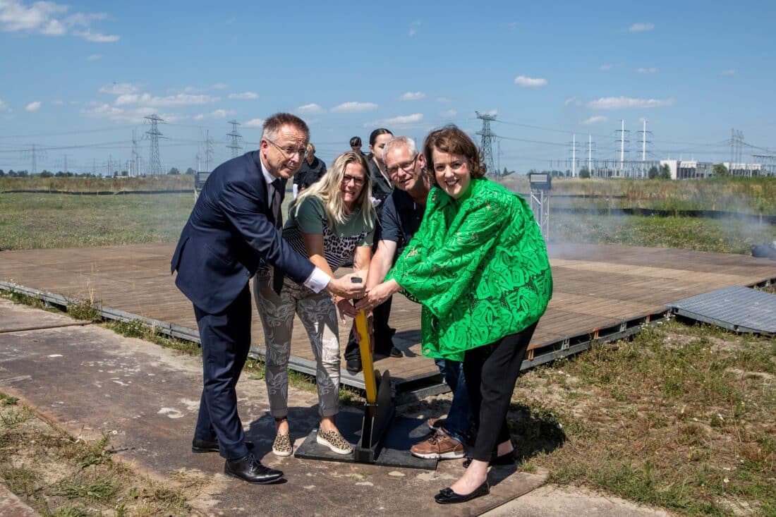 Hoogspanningssnelweg Eemshaven naar Groningen in gebruik genomen