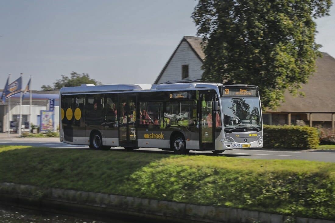 Bussen rijden sinds maandag 24 juli de zomervakantiedienstregeling