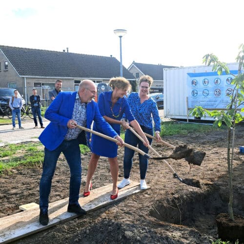 Woonservice viert start van bouw 70 nieuwe woningen in 2e Exloërmond