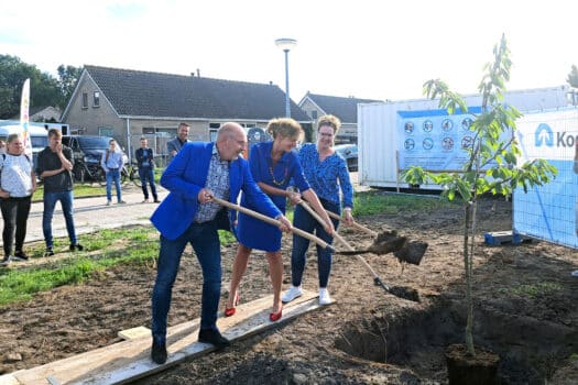 Woonservice viert start van bouw 70 nieuwe woningen in 2e Exloërmond