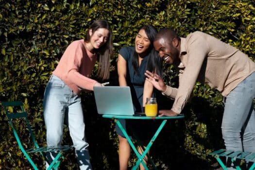 Bedrijven en energietalent scouten op online loopbaanbeurs