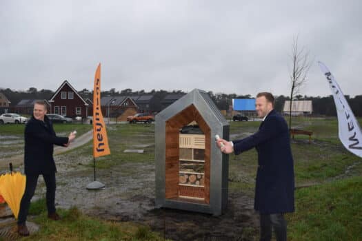 Heijmans en Gemeente Noordenveld onthulden insectenhotel in Norg